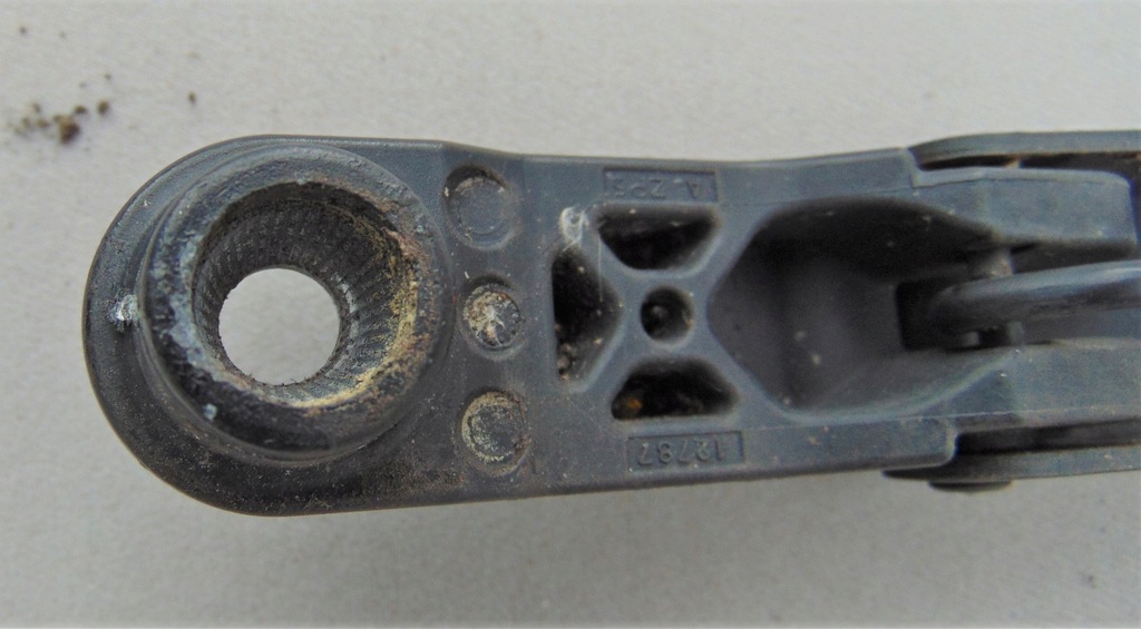 фото №9, Рычаг дворники перед citroen c1 i 05r- europa