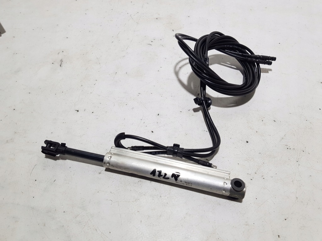 фото №1, Mercedes slk slc r172 w172 привод крыша правый 23 24