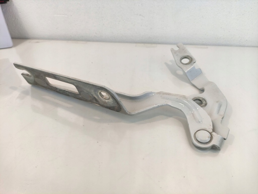 Vw golf viii 8 петля капот левый перед 5h0823301 Недорого