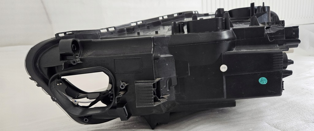 Фара правый  перед full led bmw x1 f48 2015- Доставка