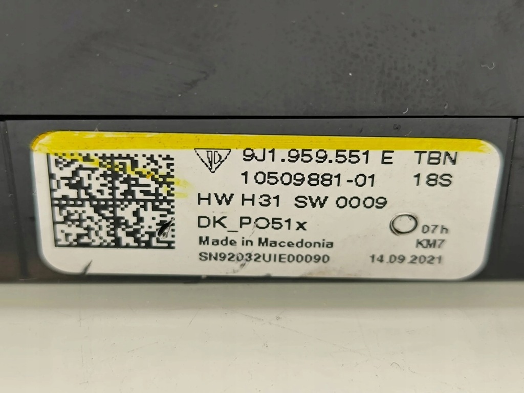 фото №8, Porsche taycan 9j1 2021 свет сиденье передний