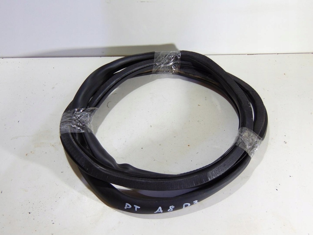 фото №1, Прокладка двері правий задня audi a8 d3