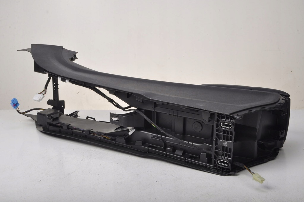 фото №7, Mercedes x117 w117 туннель средний подлокотник