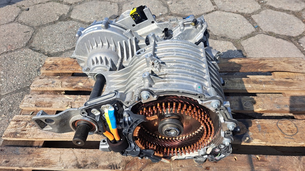 фото №7, Mercedes eqa h243 - двигатель 250+ 95kw a2433406402