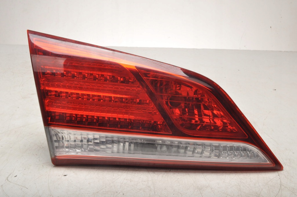 фото №1, Hyundai i40 лампа ліва задня w кришка