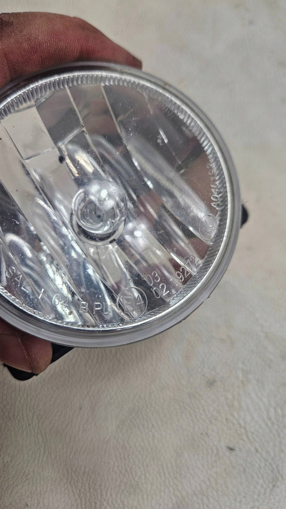 фото №6, Противотуманная фара citroen c3 ds3 peugeot 208 a046192