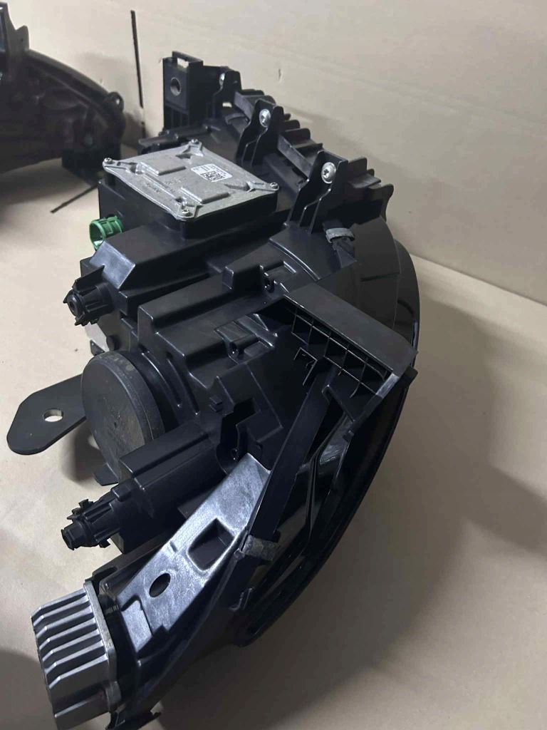 Фара левая правый  alfa romeo stelvio ксенон led комплект перед передние европа Оригинал