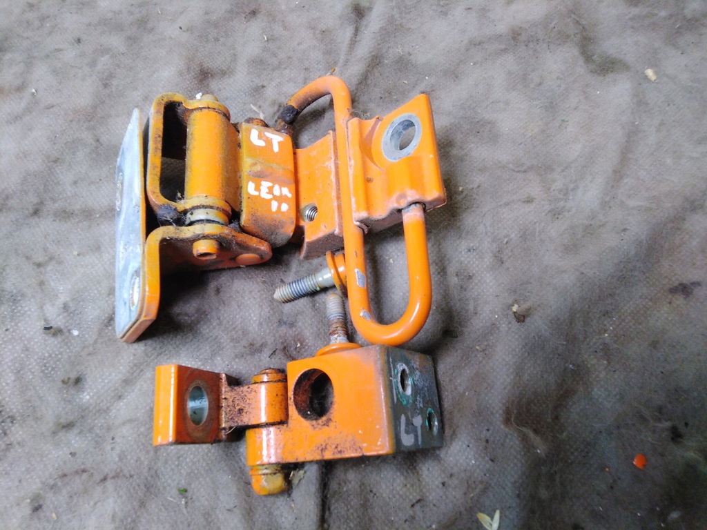 фото №1, Seat leon ii 08r петлі двері лівий задня lp2c kompl