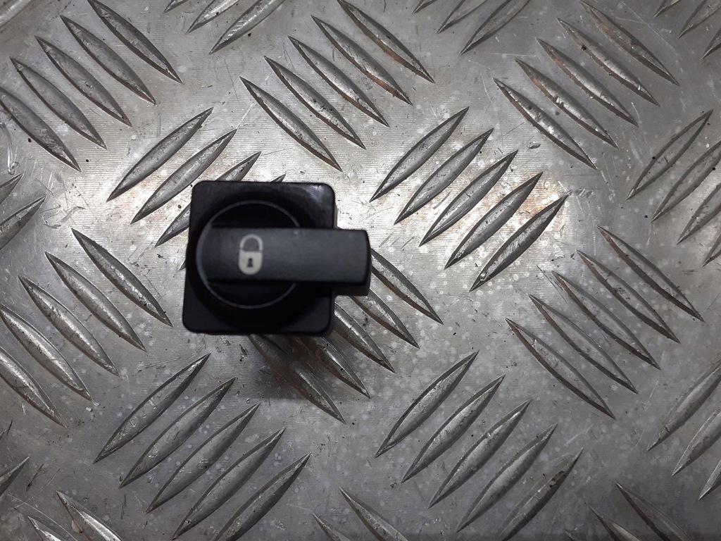 фото №1, Переключатель замка центрального citroen c4 96476626xt