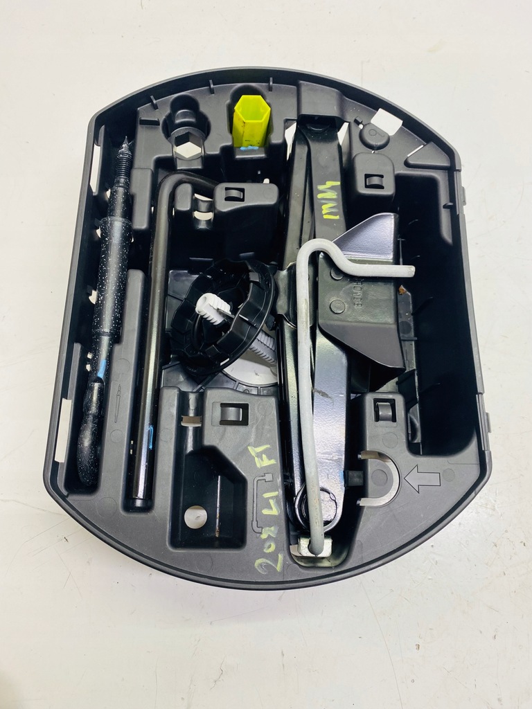 фото №1, Вкладиш колеса запасного домкрат peugeot 208 2008 lift