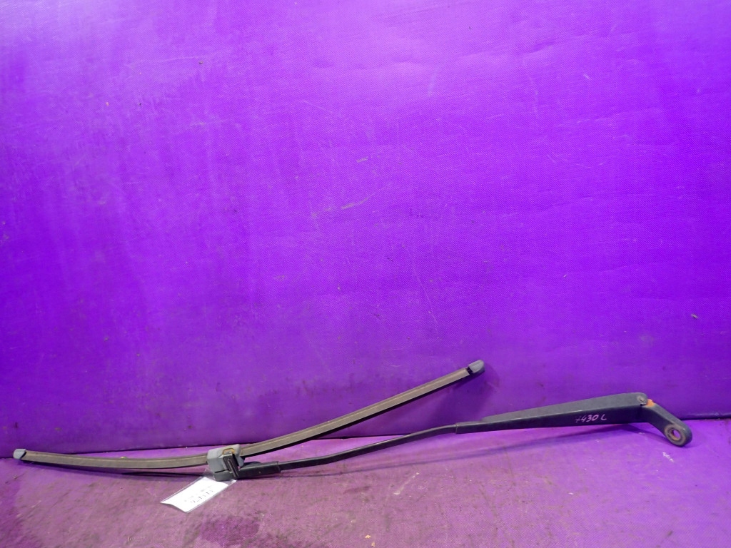 Купить Renault modus 04-07 рычаг дворники левая 8200360823a