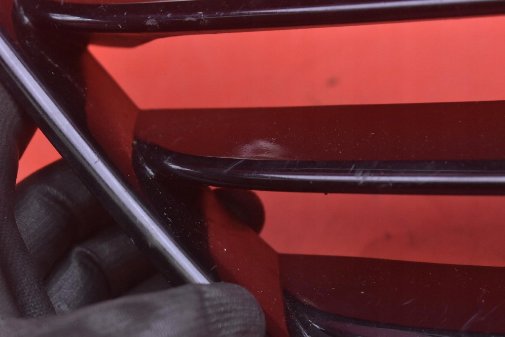 Решітка бампера середня 5k 86550-2y000 hyundai ix35 1 1 09-13 Доставка