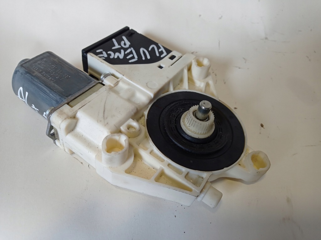 фото №5, Моторчик скло правий задня fluence 827306548r