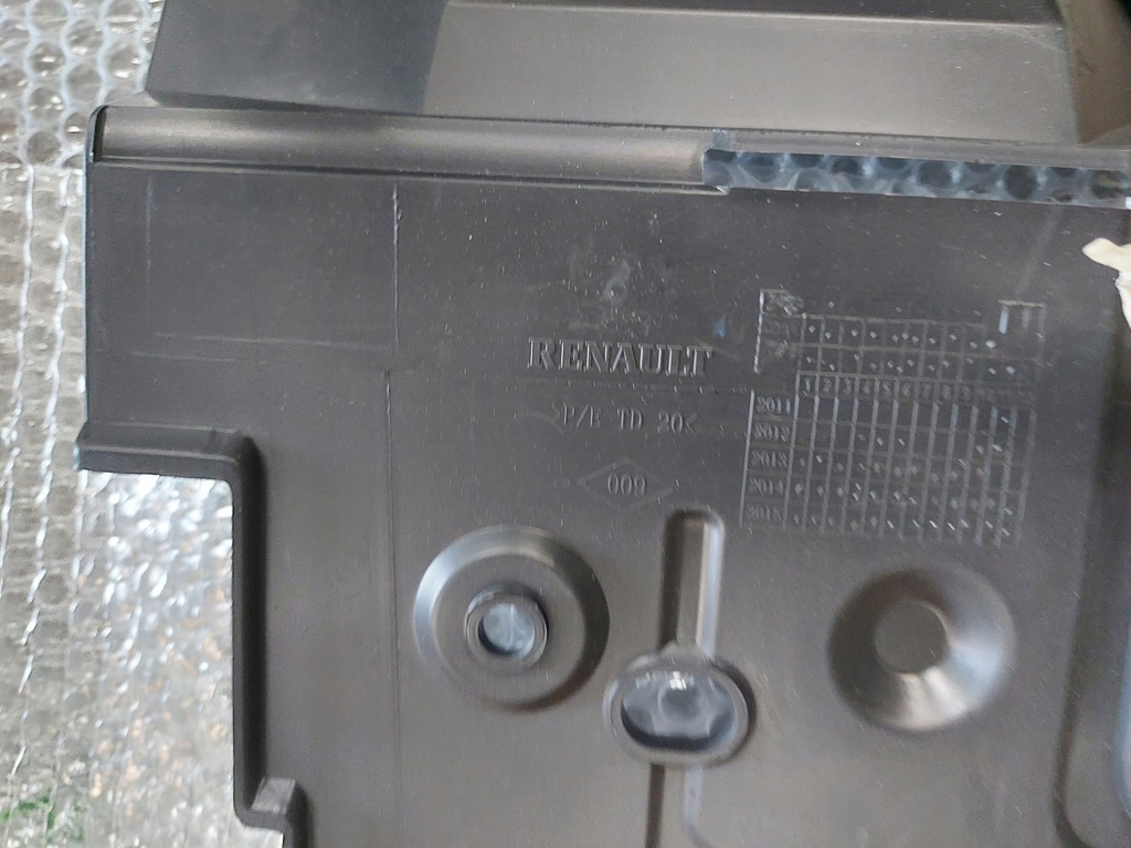 фото №8, Бампер перед передний решётка радиатора балка renault zoe 12- 620102855r