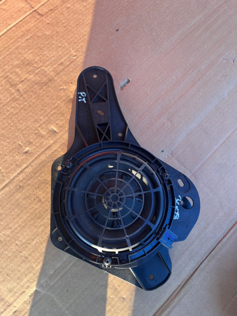 фото №1, Peugeot 3008 ii динамік двері правий задня