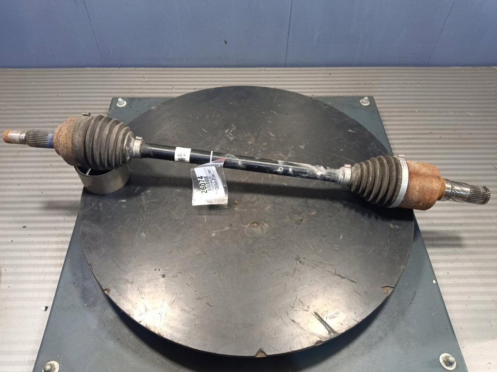 фото №1, Tesla model 3 привідний вал права задня 1044161-00-d