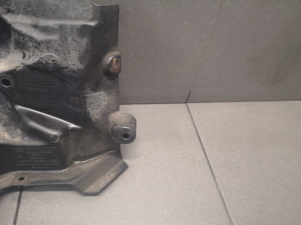 фото №7, Захист редуктор права bmw 7 f01 3.0d 7185170