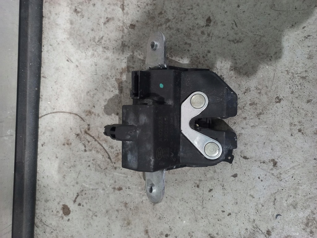 фото №1, Замок крышки багажника opel astra k v