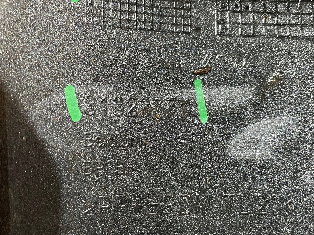 фото №9, Volvo xc60 xc-60 i 1 lift 13-17 r-design бампер задняя задний средний