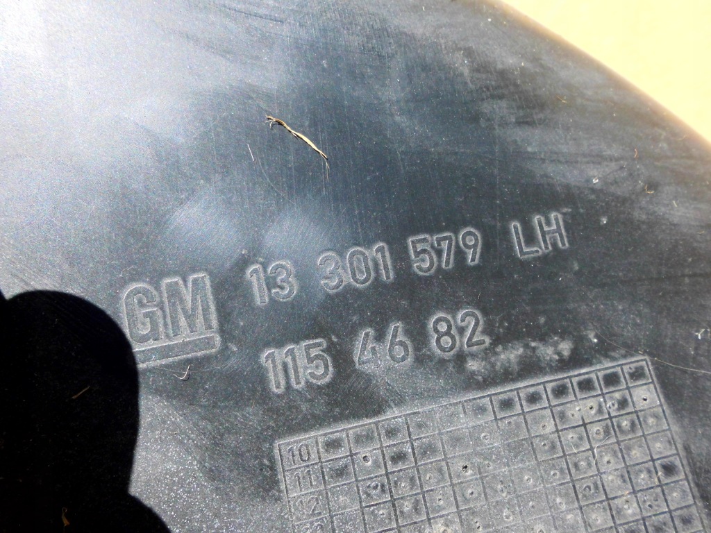 фото №7, Opel zafira c підкрилок задня комплект 13301580 13301579 europa