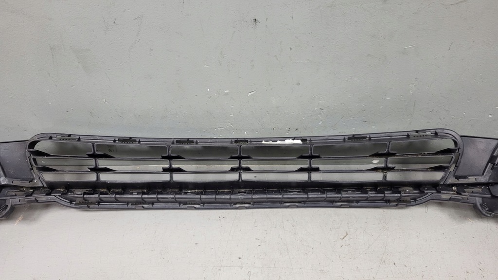 фото №7, Решітка бампера перед замінник chrysler voyager