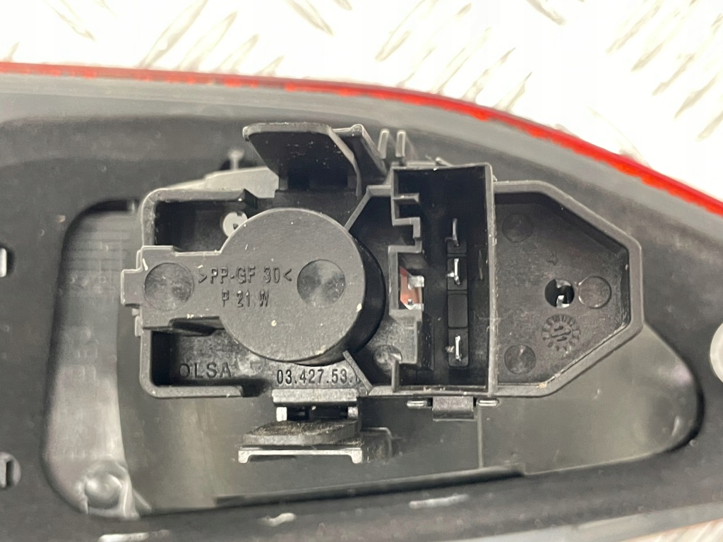 Bmw оригинальный номер 2992477 2992478 2992479 2992480 x1 e84 лампы задние задняя левая правая с Разборки