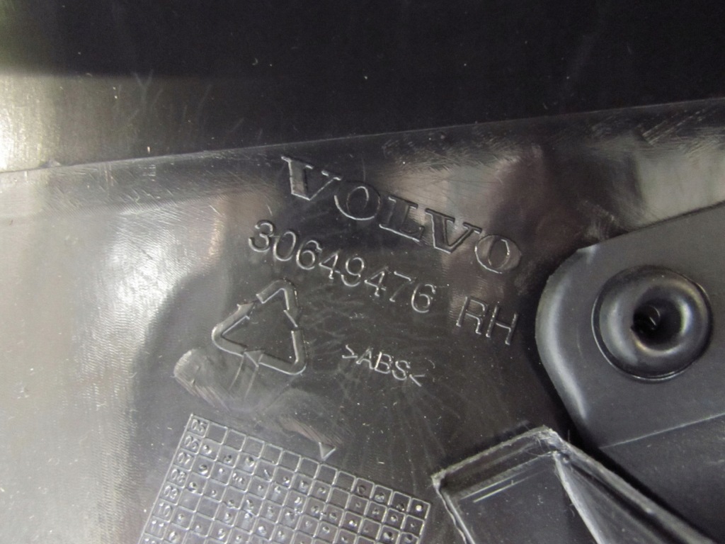 Volvo s80 2 v70 xc70 06-16 обивка карка дверь кожа задний правый  30649476 Цена