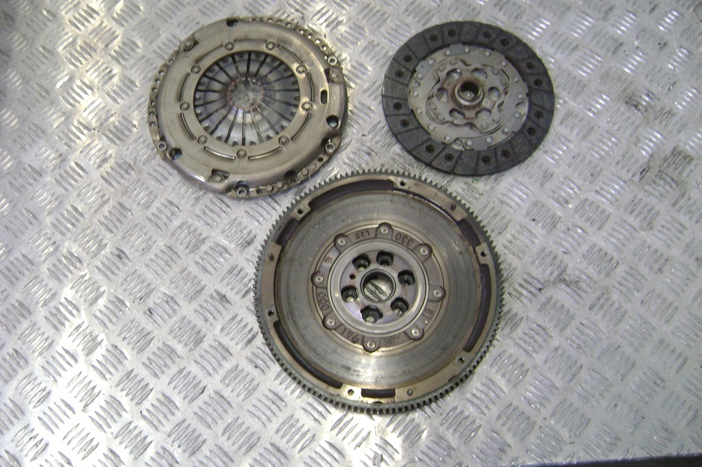 фото №1, Vw t-cross 1.0 tsi - полный сцепление