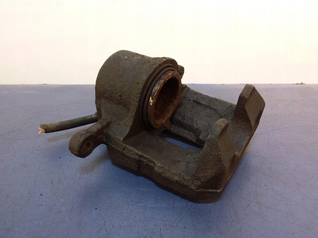 фото №4, Opel insignia a супорт гальмівний перед лівий