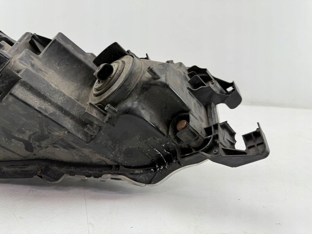 фото №16, Toyota hilux viii 2023 лампа передняя