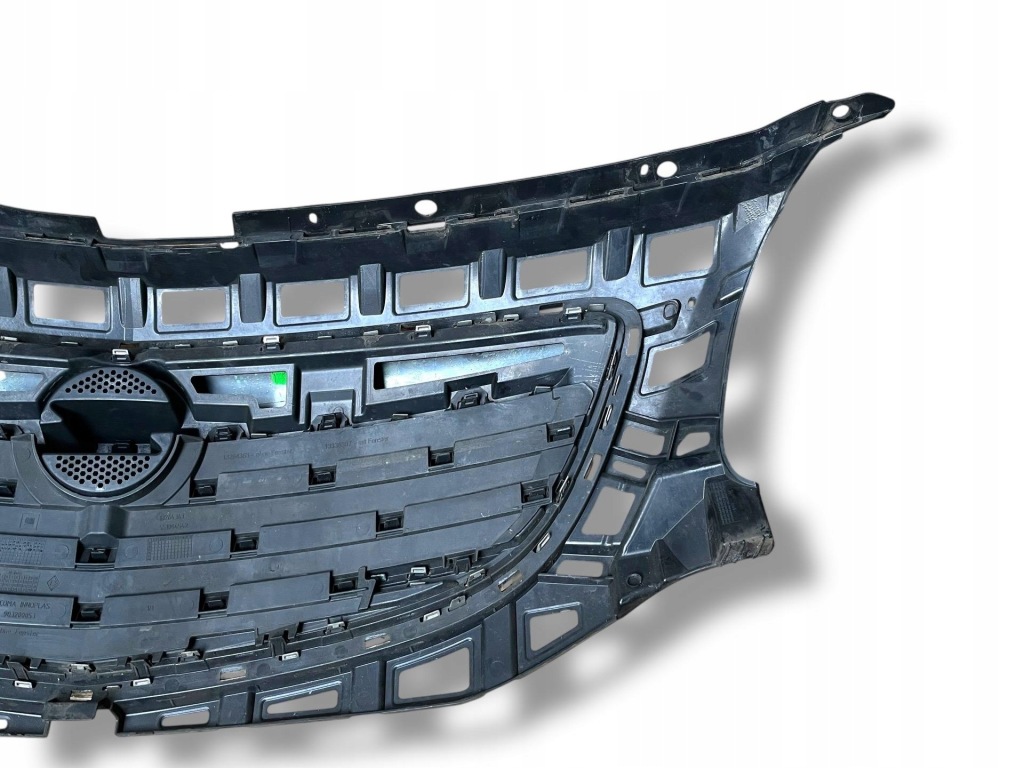 Решітка  радіатора opel insignia a 2011 13264363 Ціна