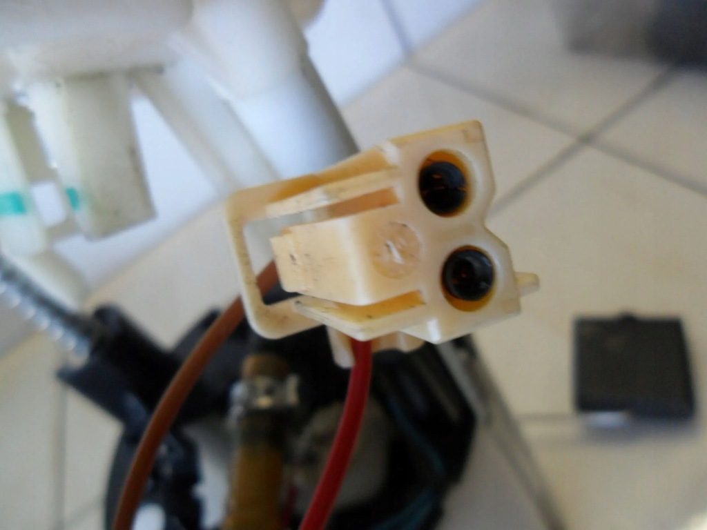 фото №9, Bmw 3 e90 2008 2.0 b помпа пального do бака 26410701 26420702 комплект