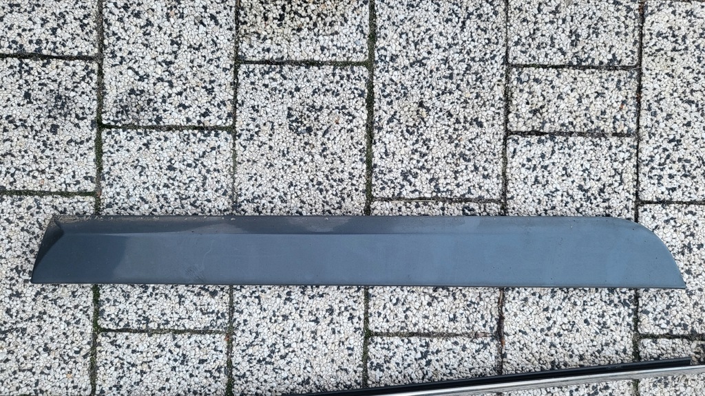 фото №1, Audi a4 b7 молдинг двері права правий lx7z