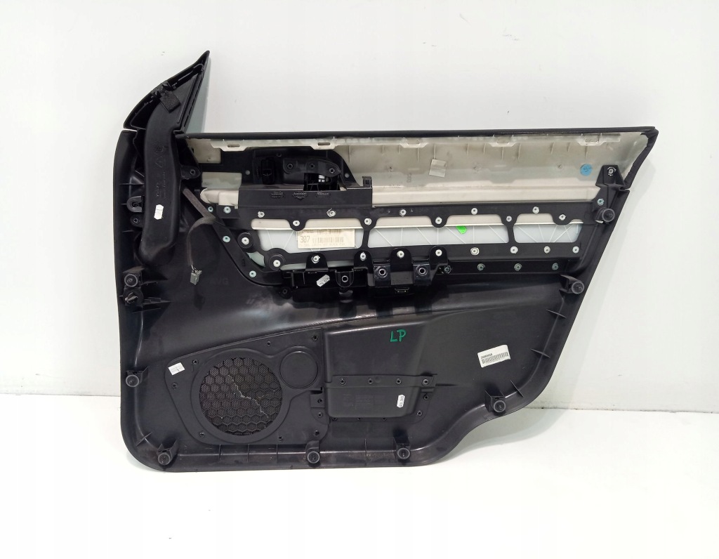 фото №3, Обшивка дверь левый передний перед volvo v50 07r