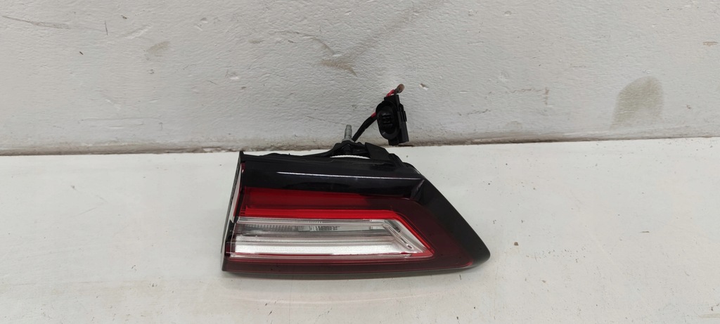 фото №2, Лампа права задня w кришка renault clio iv lift hb