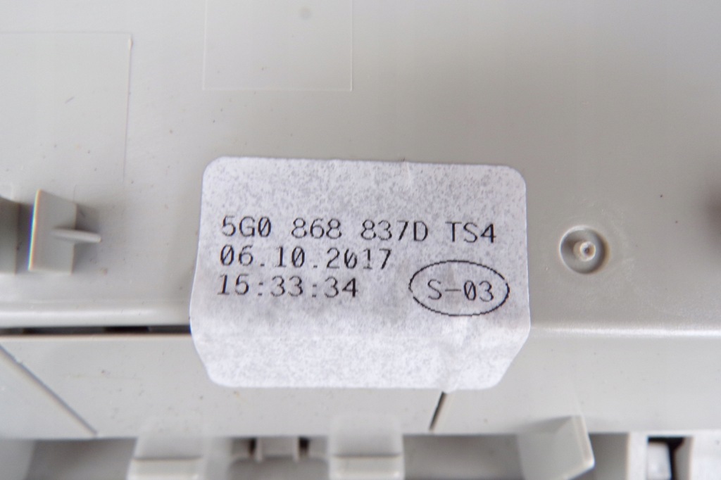 фото №5, Лампа потолочный 5g0868837d vw polo 2g vi