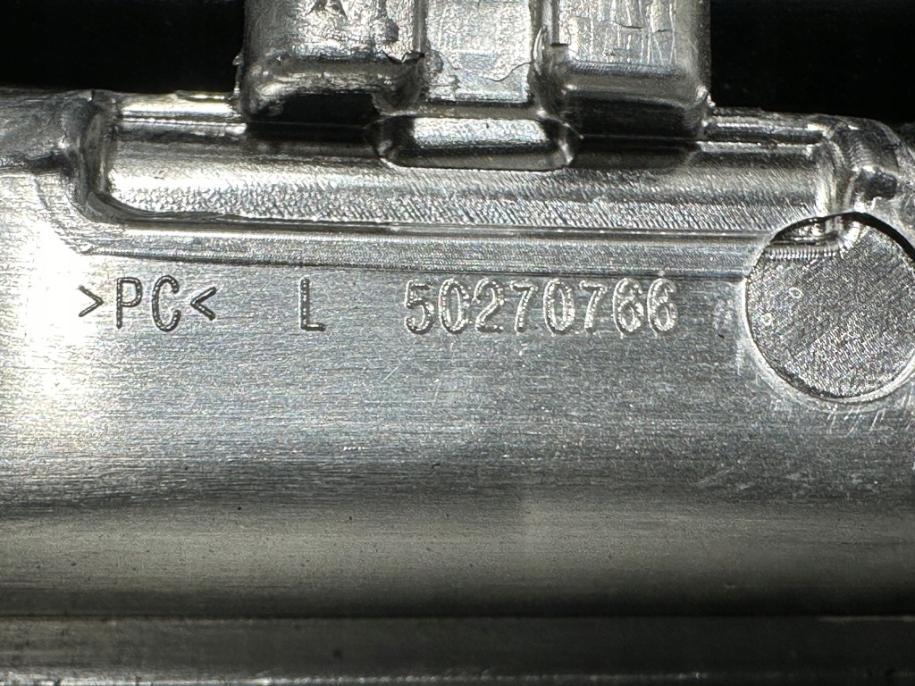 Вкладыш отражатель лампы левый full led iveco s-way 50350744 50270766 50271744 с Разборки