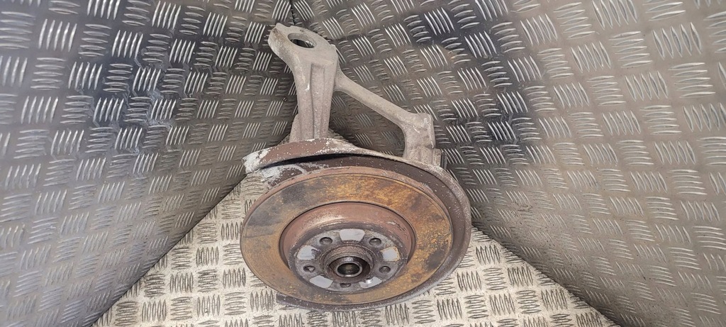 фото №11, Audi q5 sq5 2011 задня сторона права ступиця колеса заднього