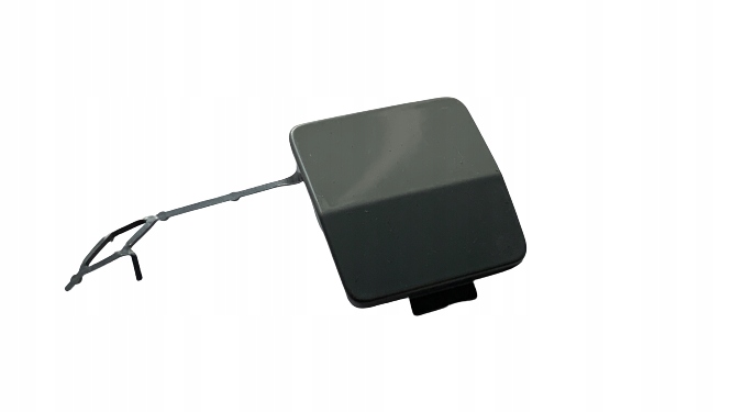 фото №1, Skoda scala 19- заглушка бампера фаркоп задня