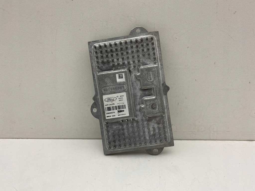 Купить Ford оригинальный номер em2b-13b626-ba