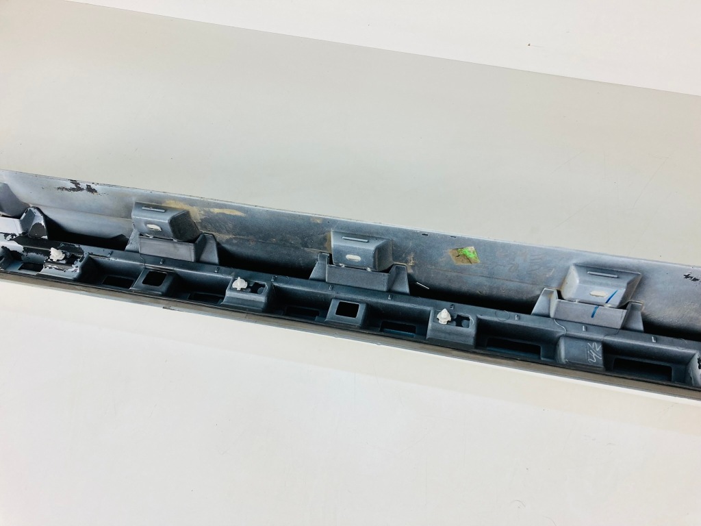 Vw passat b8 r-line накладка  порога  порог левая 3g0853857g с Разборки