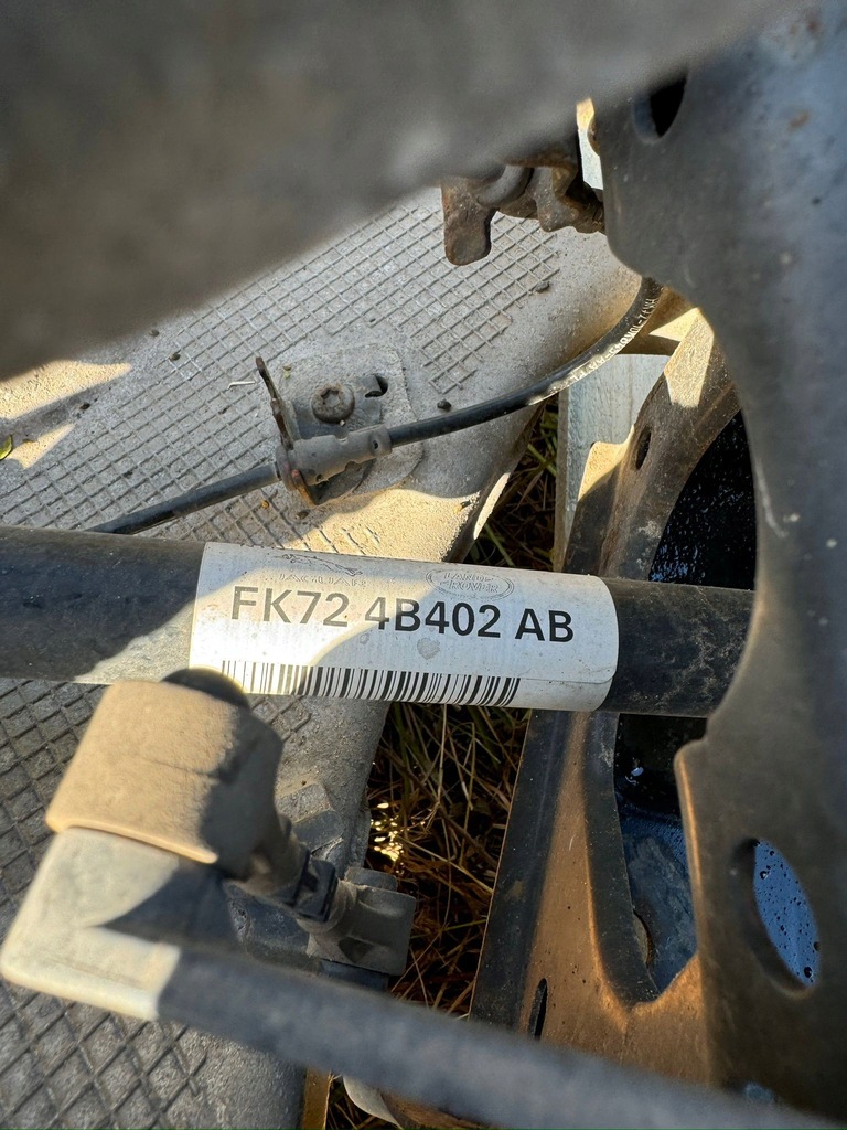 фото №8, Підвіска задні задня поворотний кулак підрамник привідний вал диференціал jaguar f-pace x540