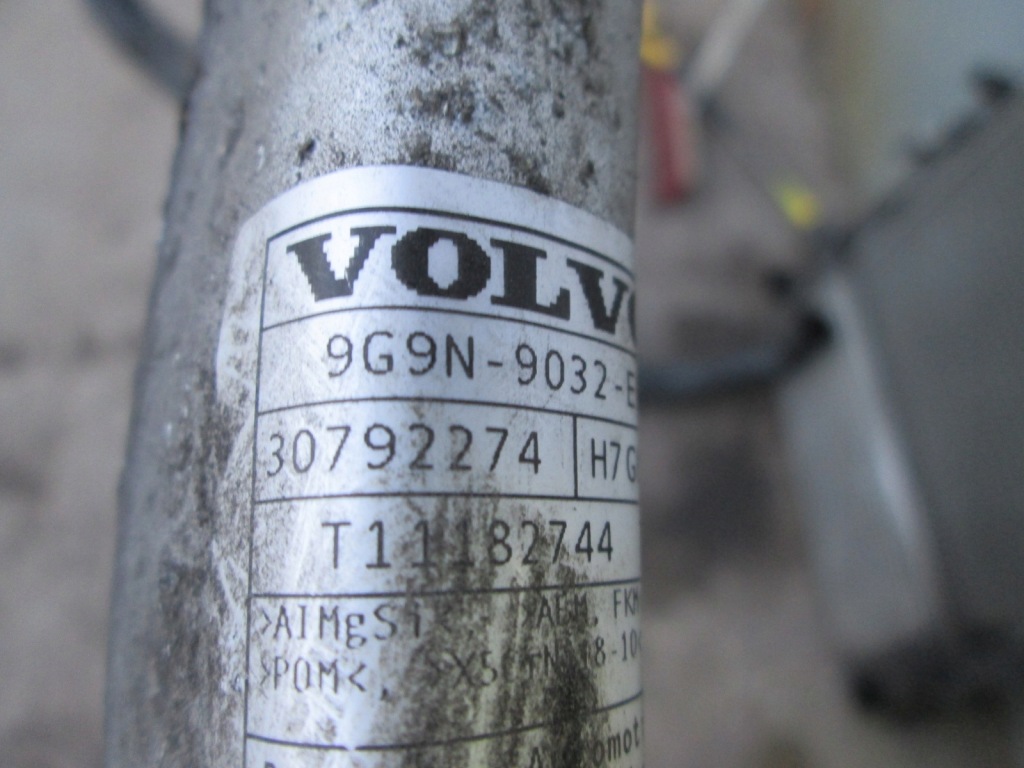 Volvo v60 s60 ii шланг труба заливної пального 2011 r Зі Шроту