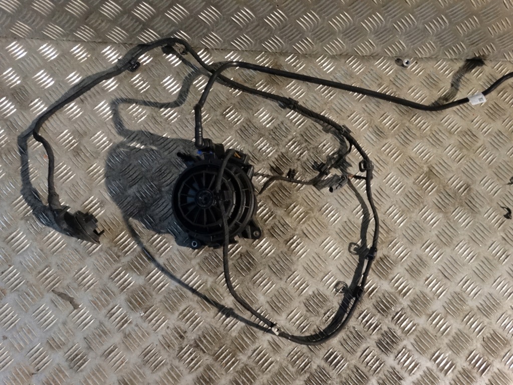 фото №1, Idealny фильтр топлива mercedes gle w167 1