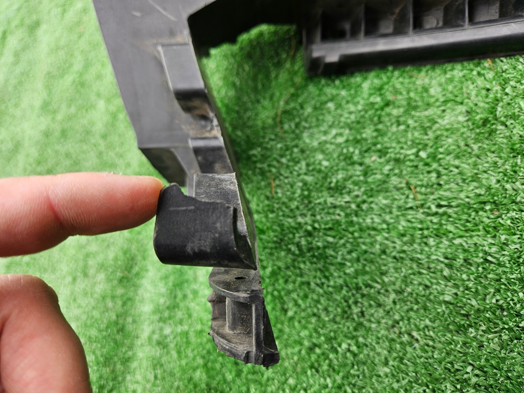 фото №8, Кронштейн лампы левая перед audi q5 8r