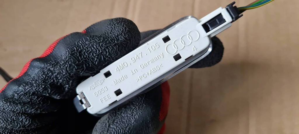 фото №7, Sq5 q5 80a лампа led потолочный 4m0947105 a4 b9 8w a5 8w