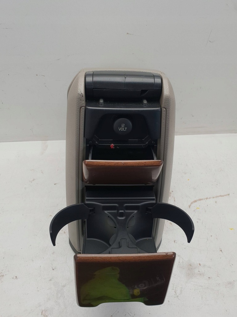 фото №11, Volvo xc90 2003 середина подлокотник туннель среднего