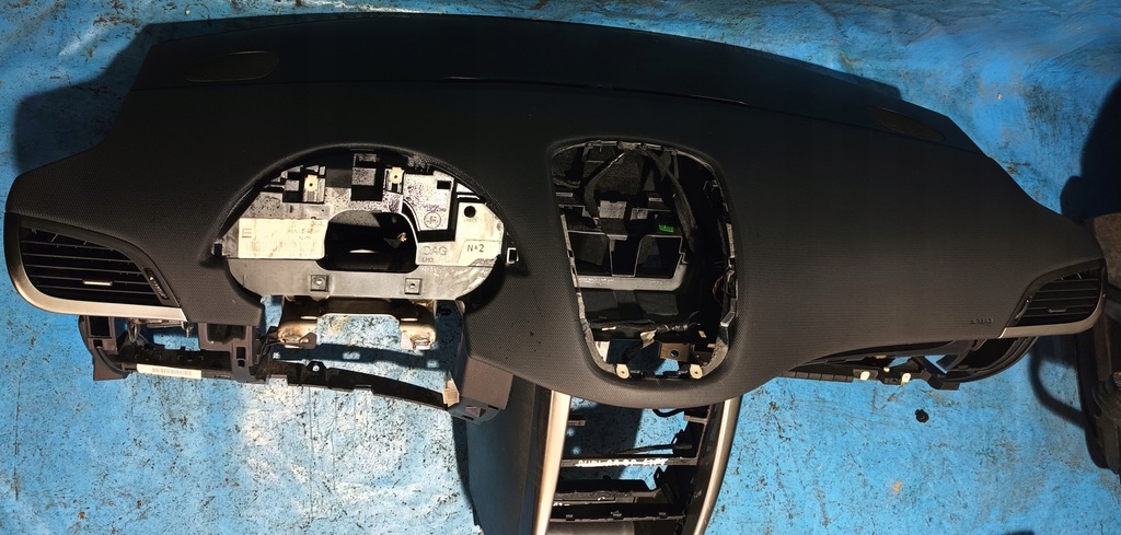 фото №5, Консоль приборная панель приборная приборная панель peugeot 207 cc