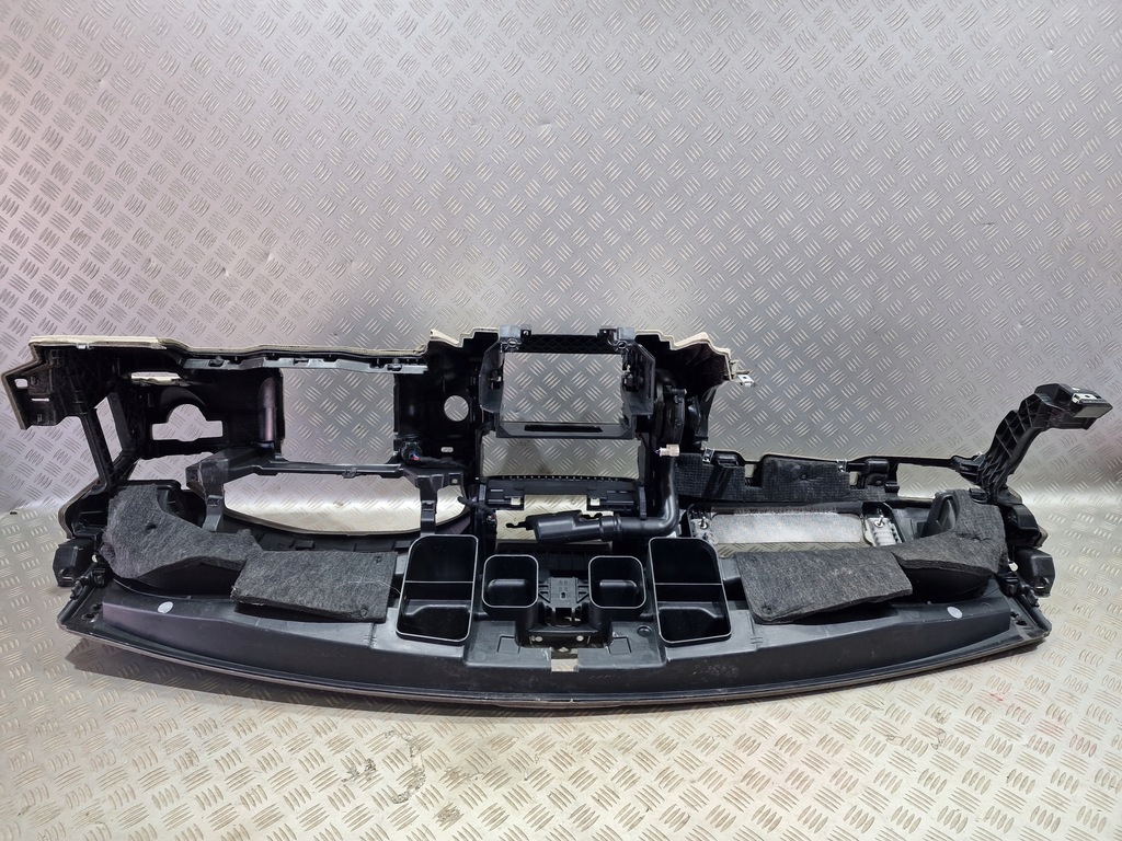 фото №10, Консоль приборная панель приборная панель mercedes w212 lift