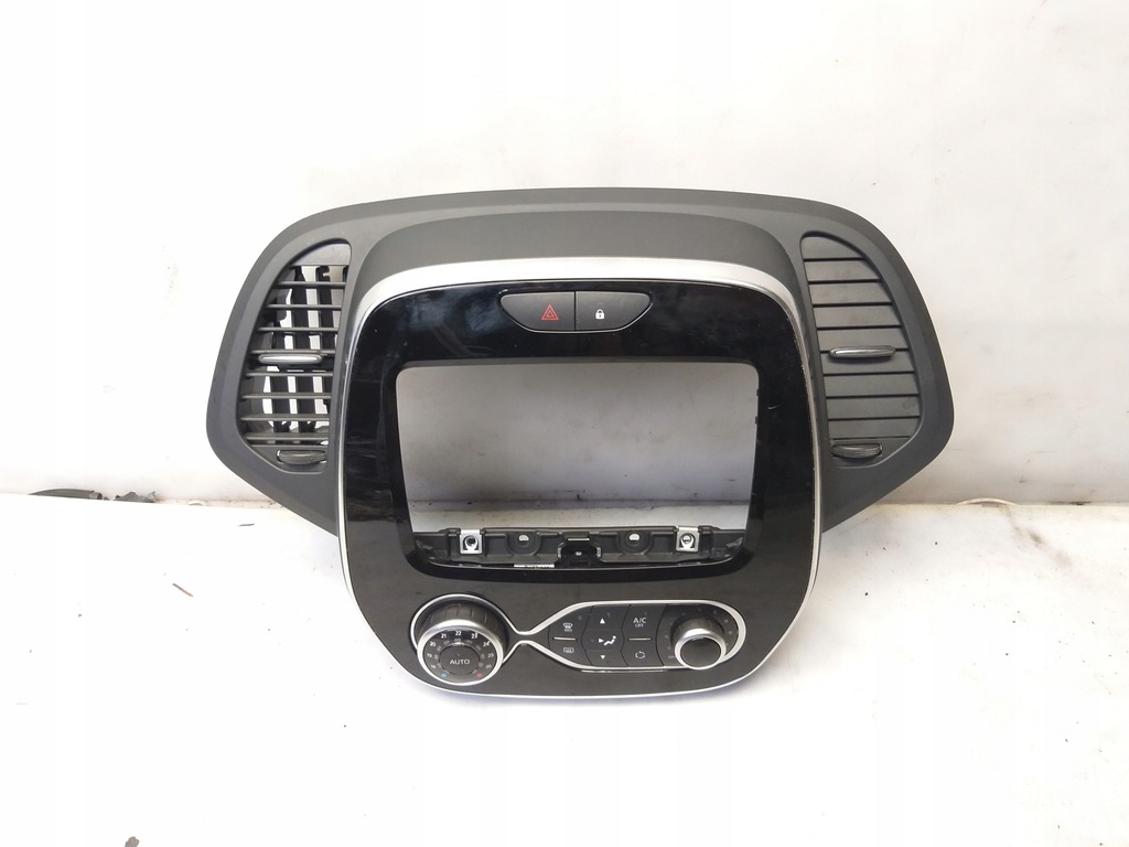 фото №1, Renault captur lift рамка радио панель кондиционера